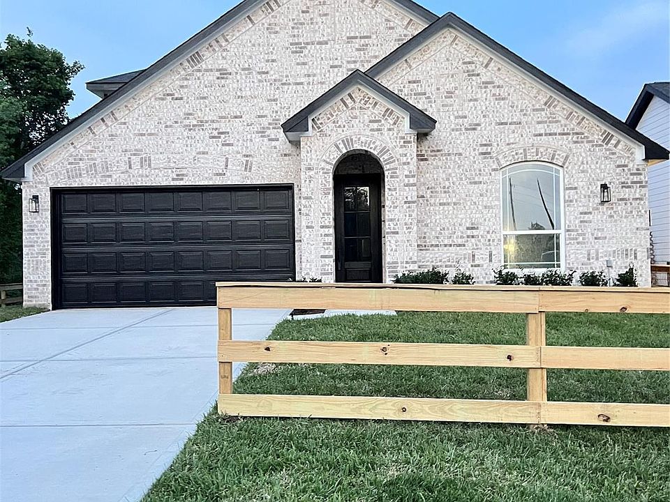 1st image of 12911 Green Valley