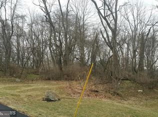 Brent St, Hancock, MD 21750