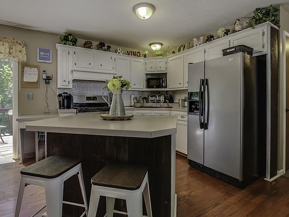 5th image of 11224 Starflower Dr