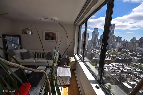 Rented by Corcoran | media 40