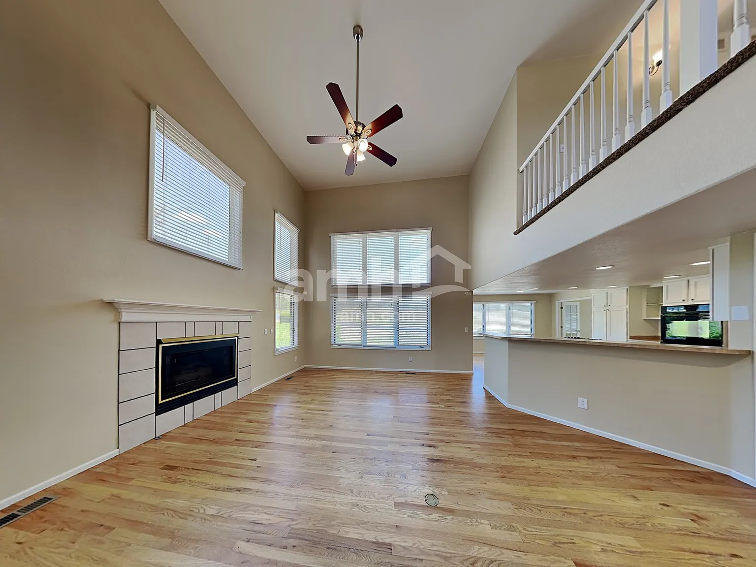 5 bed, 3.5 bath, 3562 sqft, $3,685 — Photo 4