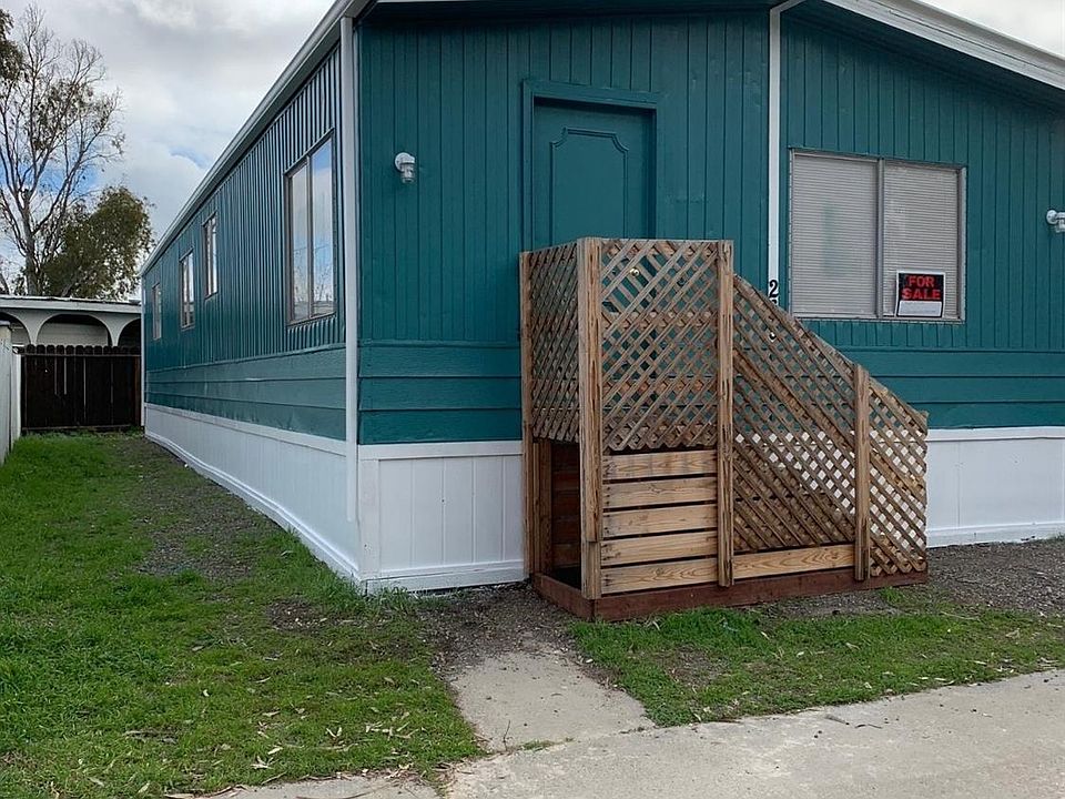 1st image of 260 W Comet St #260
