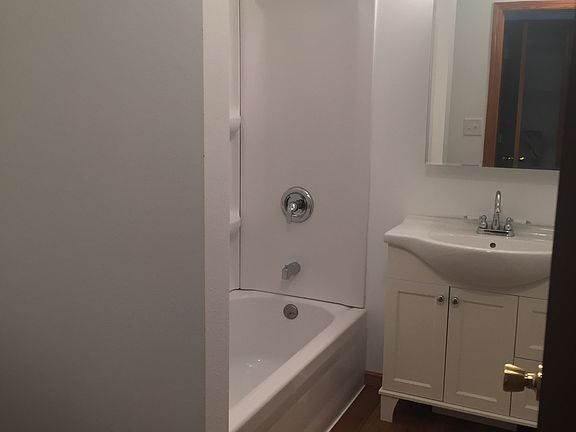 Full bath - new everything! 