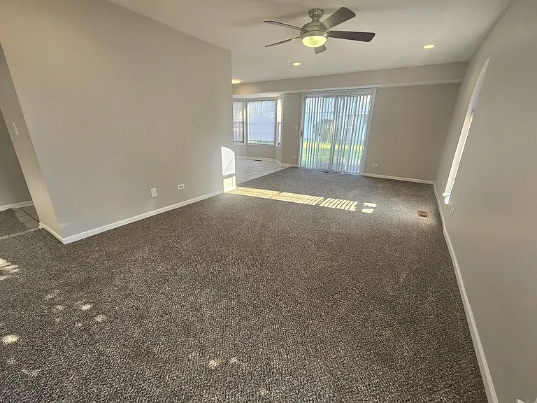 10 King Dr — Photo 6