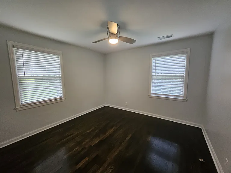 214 Ridgeway Dr — Photo 9