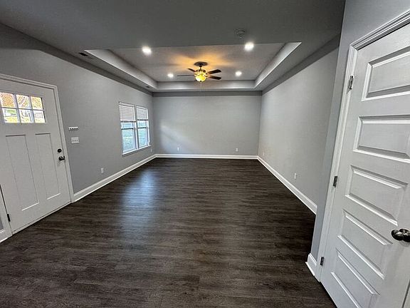 5th image of 1313 N Chamberlain Ave