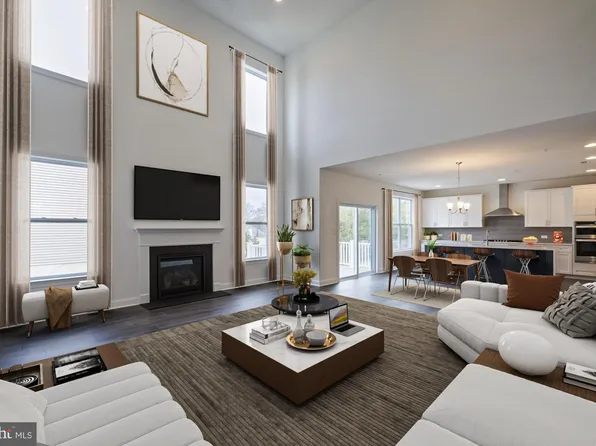 242 Grove Valley Ct, Chalfont, PA 18914