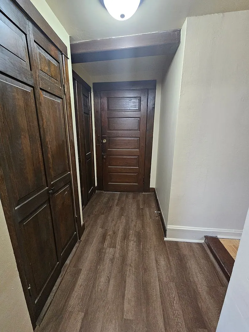 1229 Vinton — Photo 4
