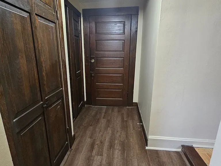 1229 Vinton Ave — Photo 4