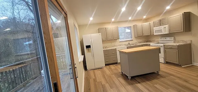 7239 Merriwood Dr — Photo 3