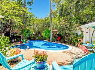 7627 Braesglen Dr, Houston, TX 77071