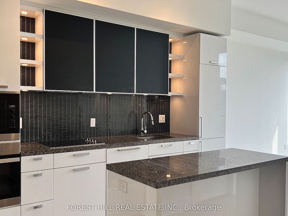 1st image of 32 Davenport Rd #2105