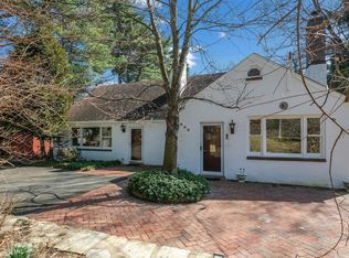 931 Fox Chase Rd, Jenkintown, PA 19046