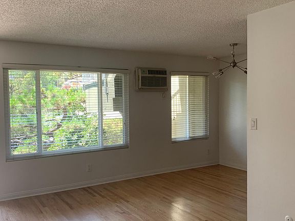 2nd image of 2168 Allesandro St
