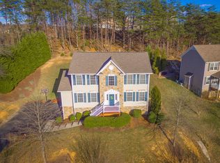 1309 Kings Crest Dr, Salem, VA 24153