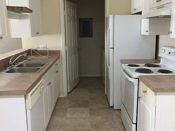 4th image of 36232 Misty Oak Dr Building 7