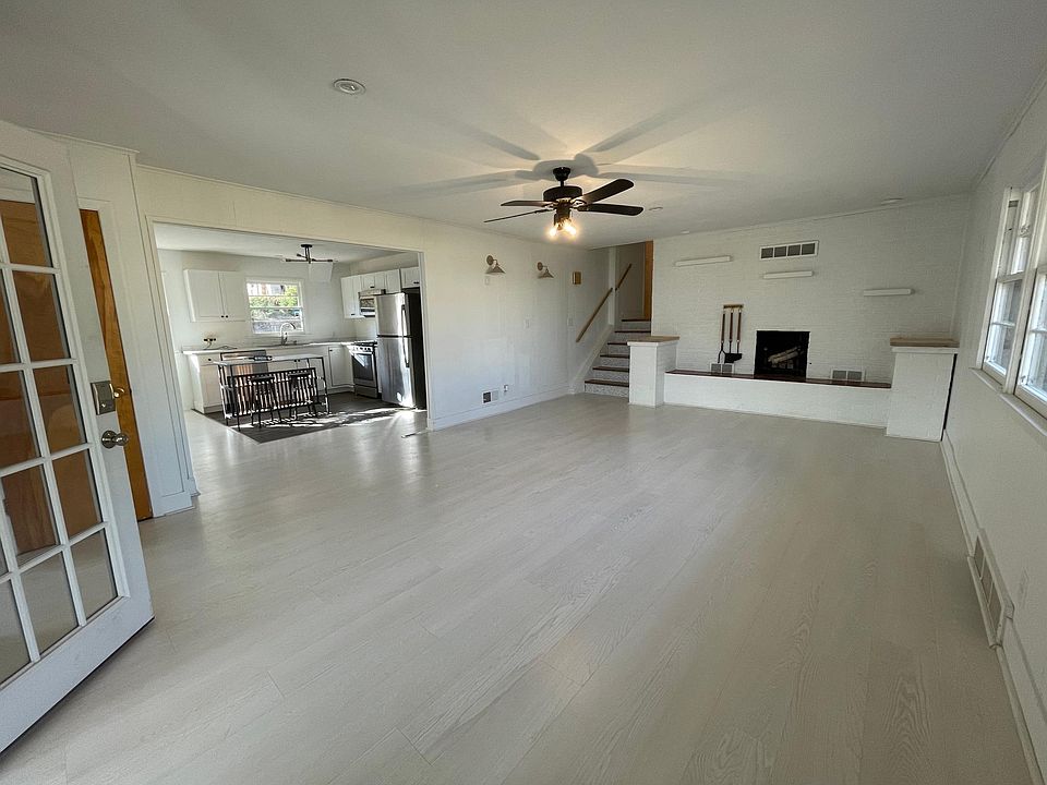 1st image of 7630 Pacific St #1