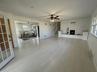 7630 Pacific St #1, Omaha, NE 68114