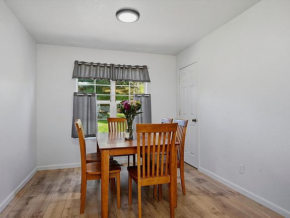 5th image of 16536 Crescent Court