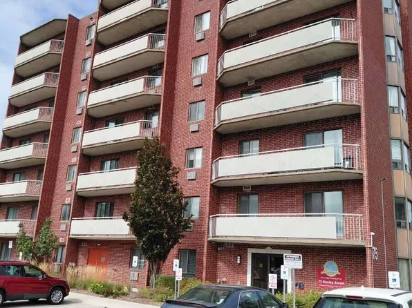 75 Huxley St, London, ON