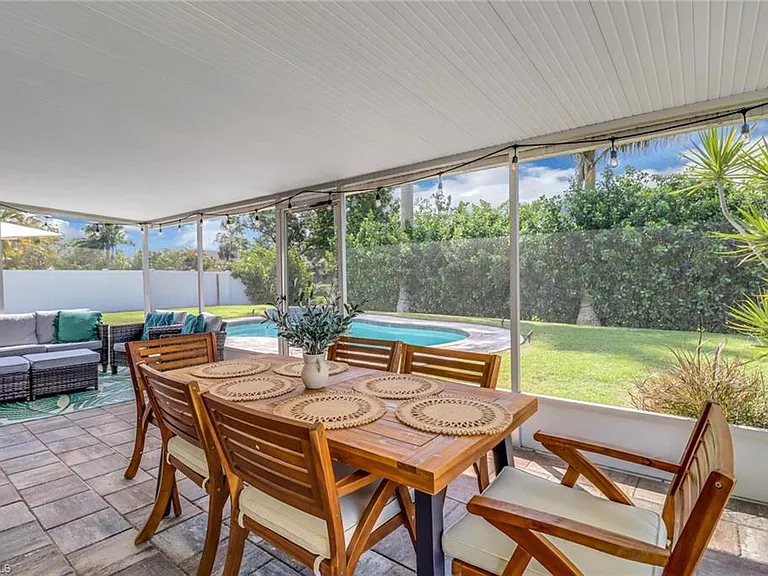 2680 Longboat Dr — Photo 8
