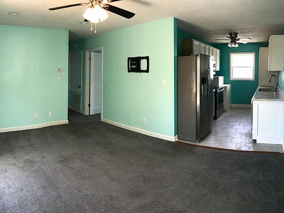 5th image of 2412 Fisher St #1/2