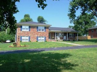 1201 Shakertown Rd, Danville, KY 40422