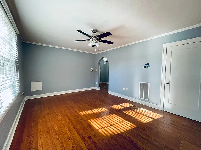 1023 Scott St — Photo 11