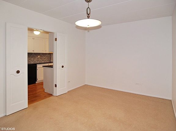 5th image of 203 N Kenilworth Ave APT 2J
