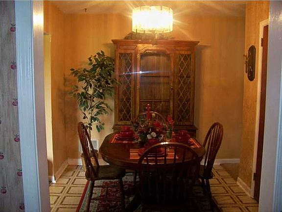 3rd image of 4519 Lonesome Pine Dr
