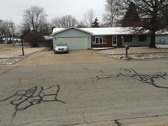 3rd image of 3142 Portsmouth Dr W