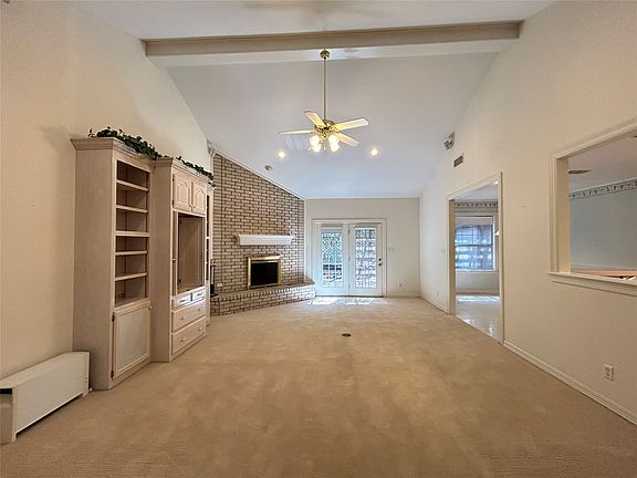 4th image of 1328 Azalea Dr