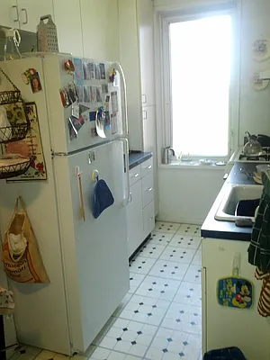 Sold by Georgine Podhorsky, LREB | media 25