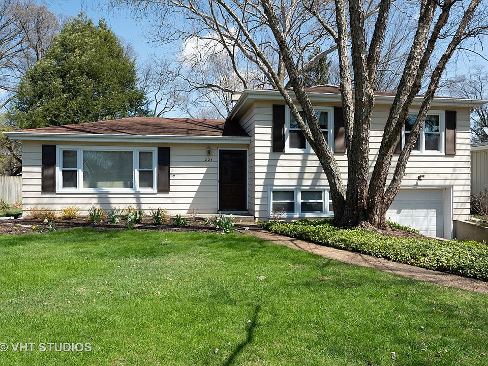 1st image of 3S221 Cypress Dr