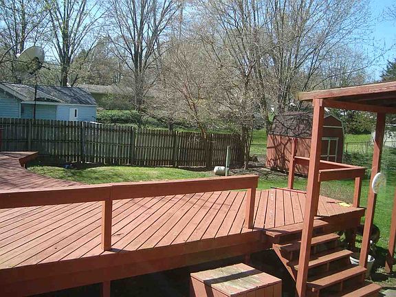 4th image of 24581 Penwell Ave
