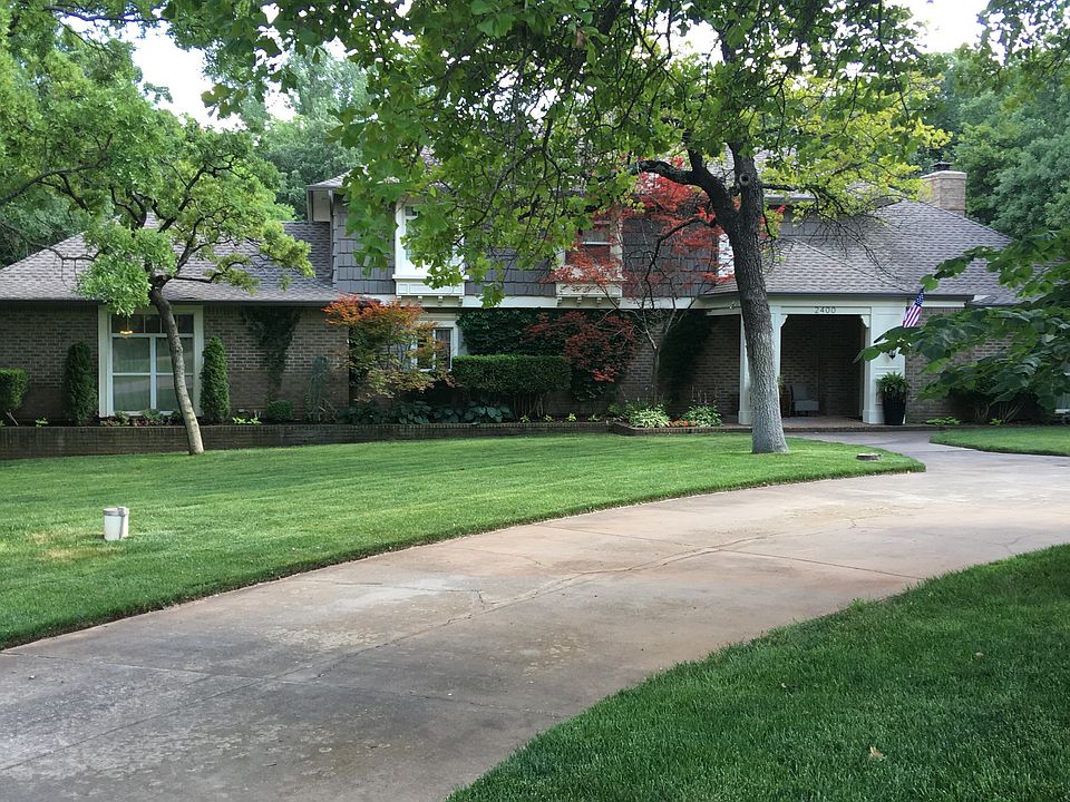 1st image of 2400 Rosewood Ln