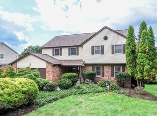 10130 Woodbury Dr, Wexford, PA 15090