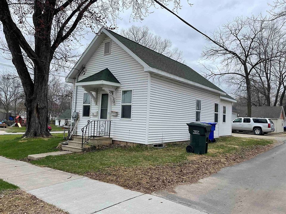 Duplex w/ 2 efficacy apartments