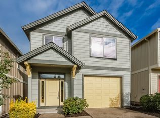 17504 SE Reserve Loop, Milwaukie, OR 97267