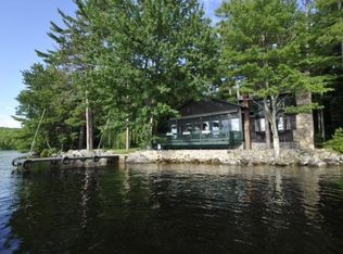 122 Sloans Cove Rd, Raymond, ME 04071