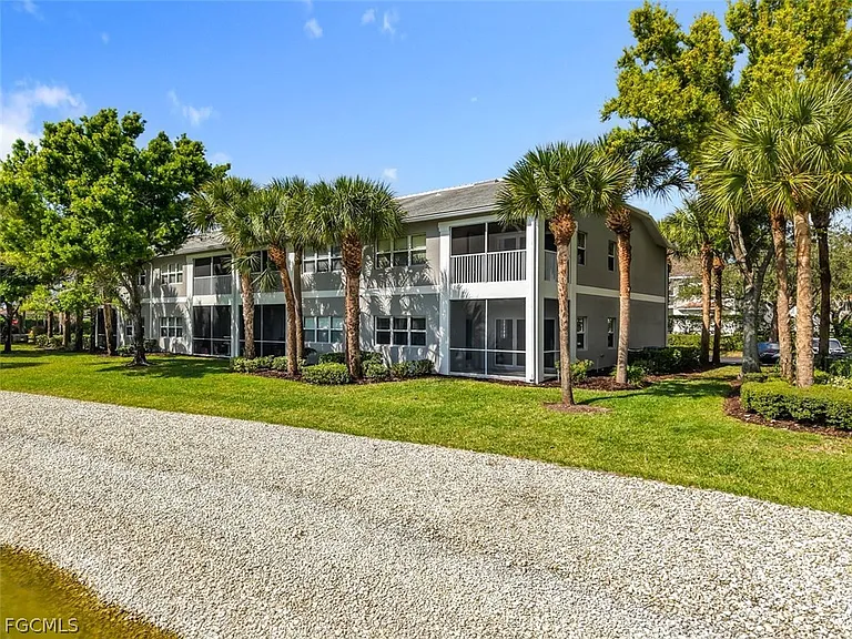 12151 Summergate Cir #R101 — Photo 39