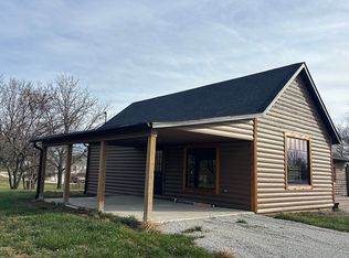 21731 3rd St, Duluth, KS 66521