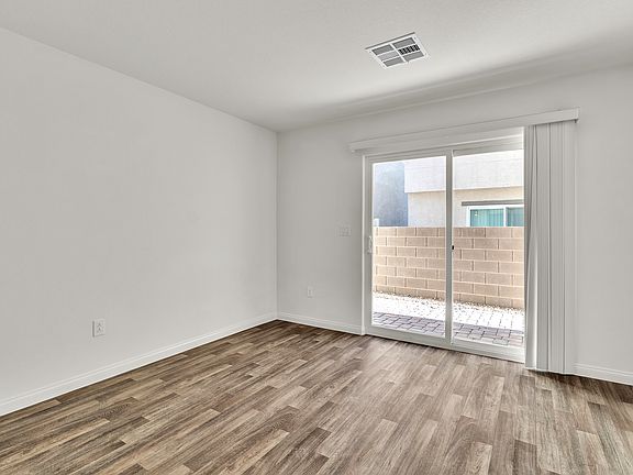 5th image of 6952 Crescent Gold St