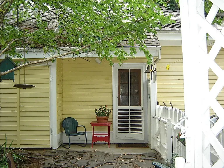 410 S Oregon St — Photo 2
