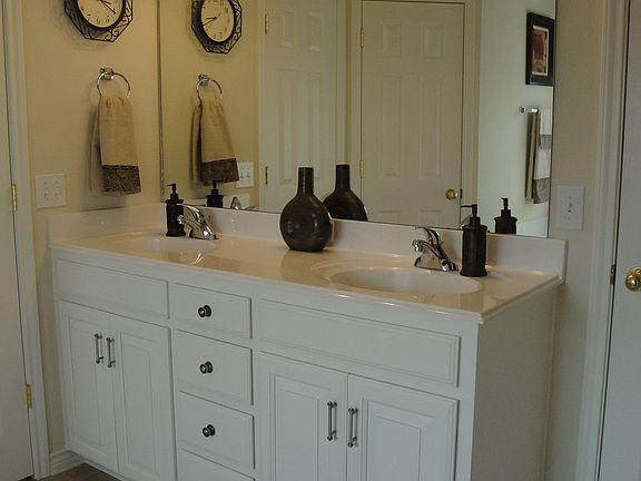 His & Her sinks in Master Bath