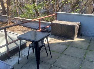 332 2nd St APT 1, Jersey City, NJ 07302