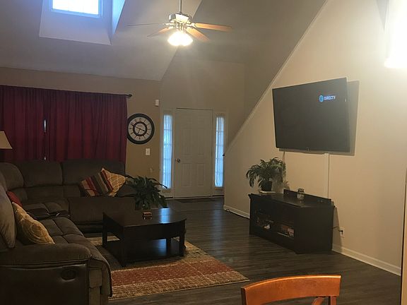 5th image of 5047 Cornelius Dr