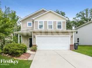 8823 Balsam Bay Rd, Charlotte, NC 28227