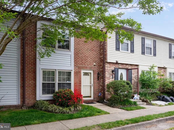 5586 First Statesman Ln #5586, Alexandria, VA 22312