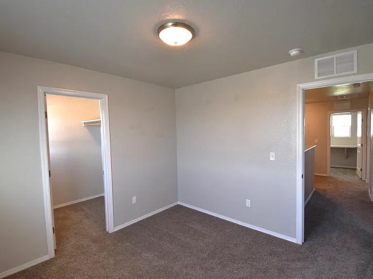 6825 S Allegiance Ave — Photo 13